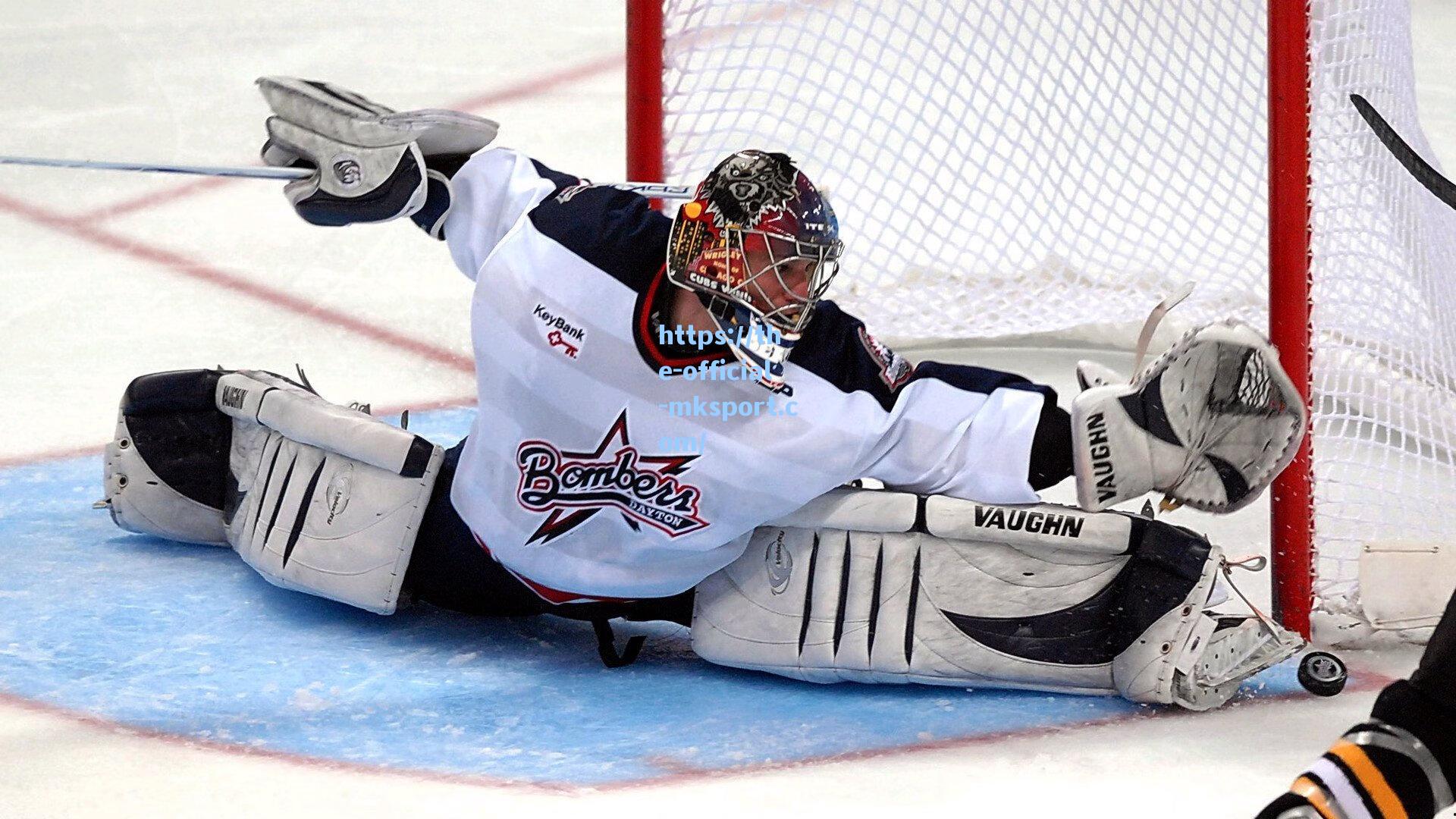 梅西深情回望生涯起点，一线队首秀廿一载，传奇之路始于少年时